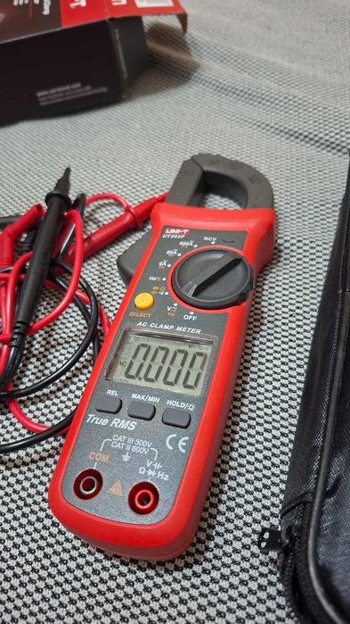 Vand Clampmetru Uni-t UT202F NOU
