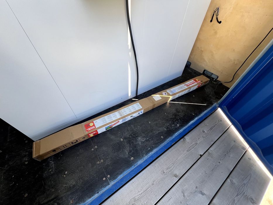 Тента с горно и долно закрепване SunFun BlueWhite 300, чисто нова