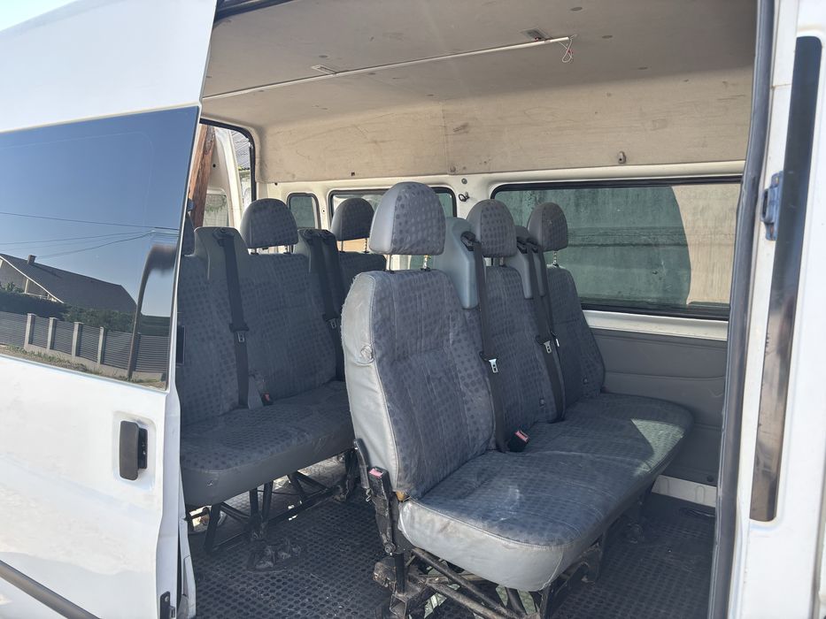 Ford tranzit 8+1