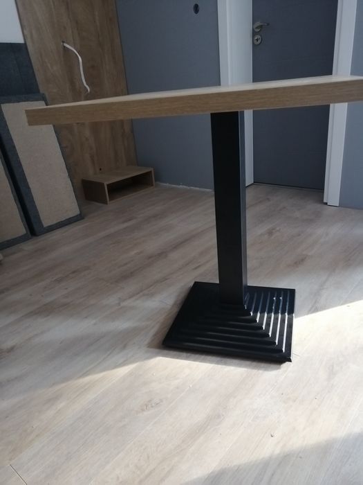 Маса за заведение. Маса за хране.