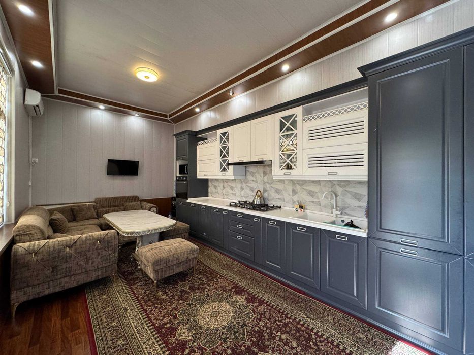 Продается Дом, 220 м2, 7,7 сот, 1-линия ул. Фергана Йули (87648)