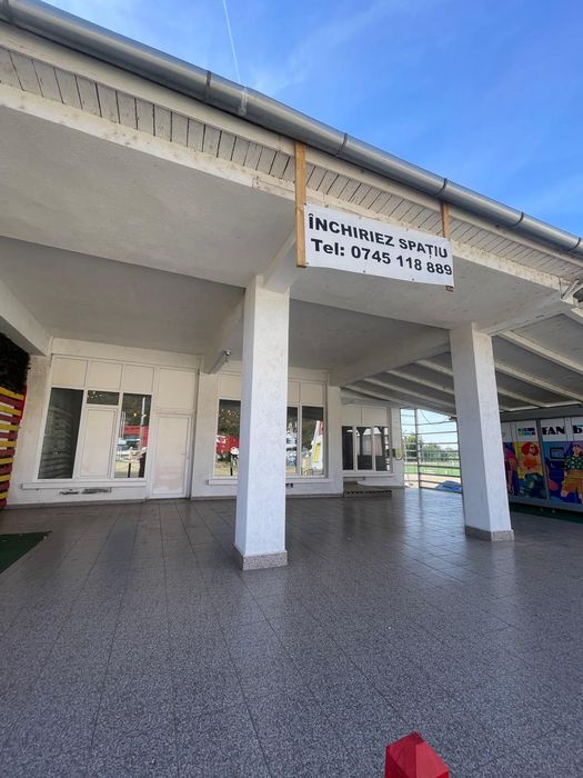 Închiriere spatiu/spatii comerciale