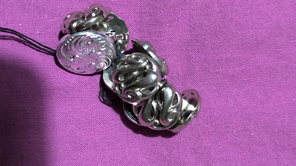 Пуговицы.  Разные.  Красивые.  Креативные.