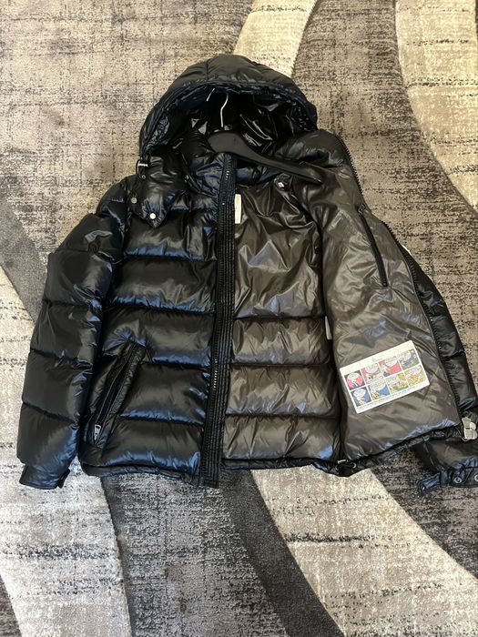 geaca moncler maya