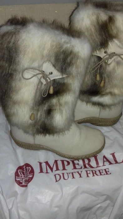 Женские сапожки унты из натурального меха 36 размера