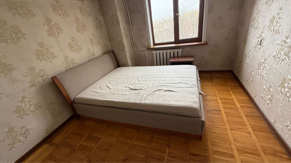 Кровать двухспальная