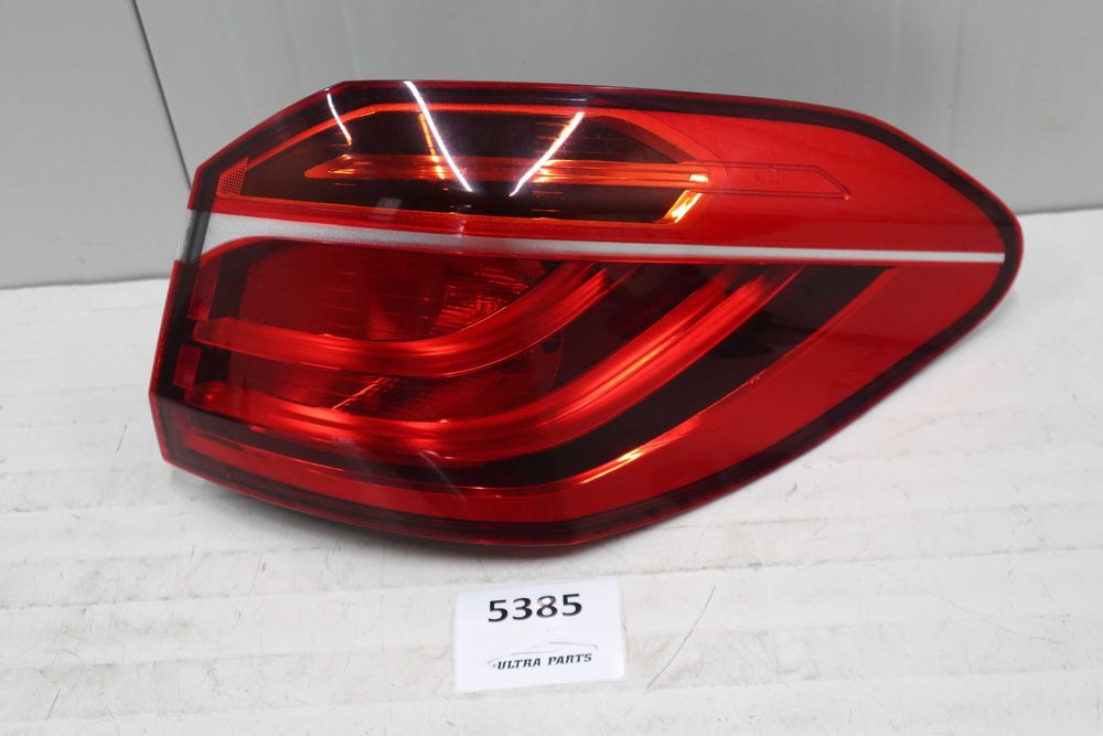 Десен външен стоп БМВ Ф46 Гран Турър