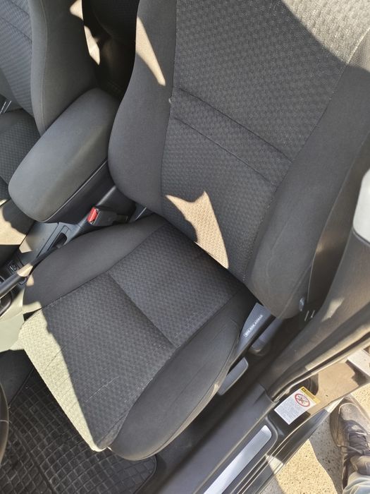 Тойота Авенсис Т25