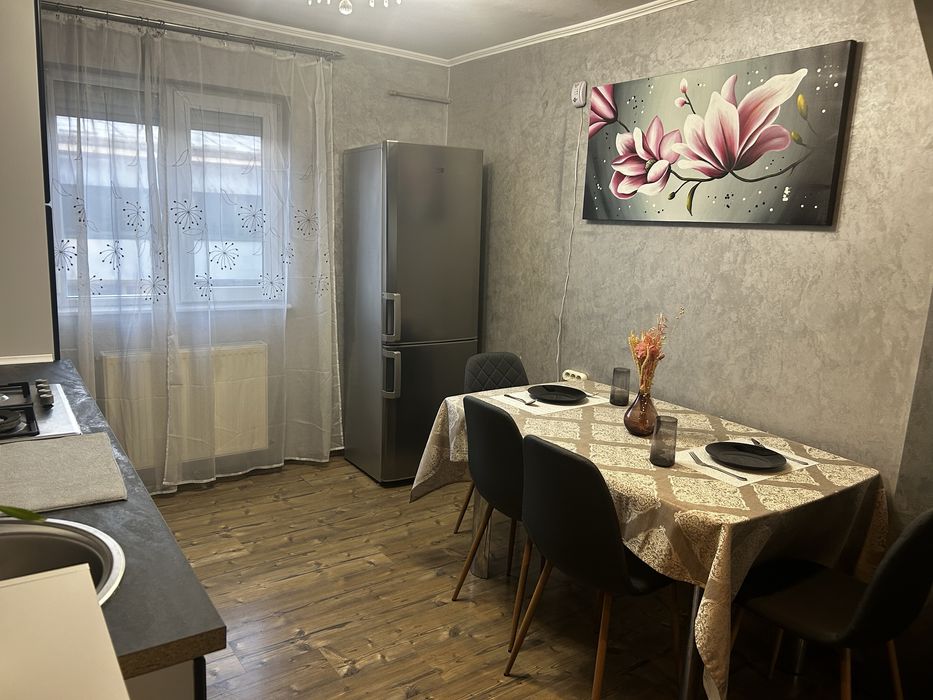Apartament de inchiriat