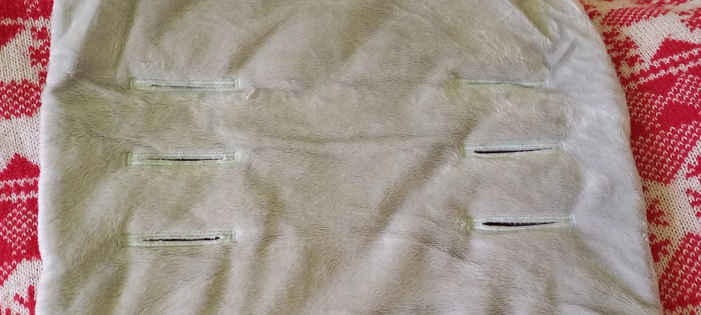 Две зимни чувалчета за количка или столче за кола