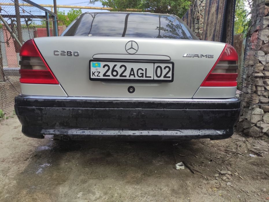 Бампер на Мерседес w202 AMG3.6