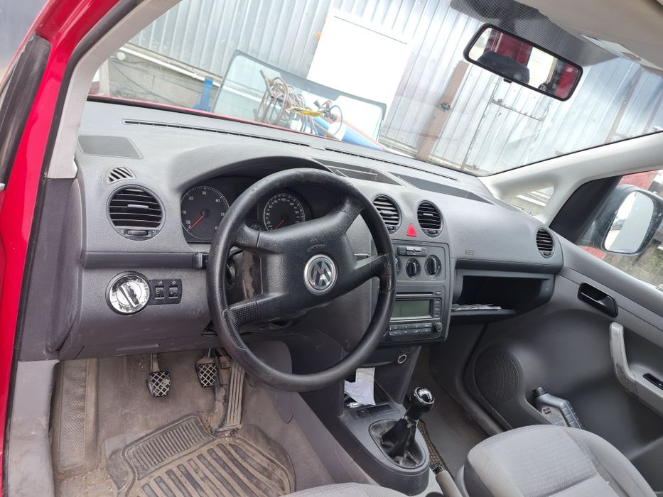 Dezmembrez Vw Caddy 1.9 tdi/ 1.6 benzina