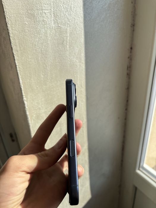 Iphone 17 pro с гаранция