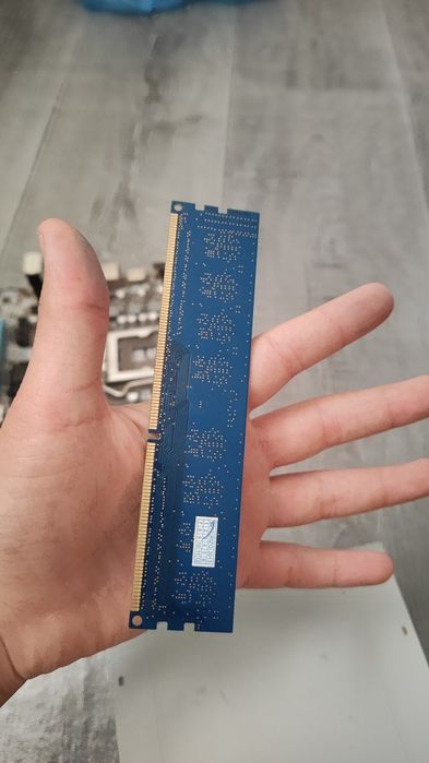 Продаётся ОЗУ DDR3 2GB
