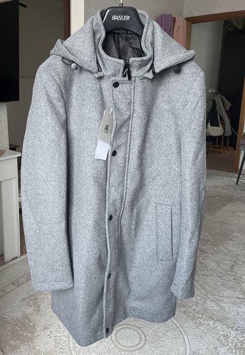 Продам новое пальто