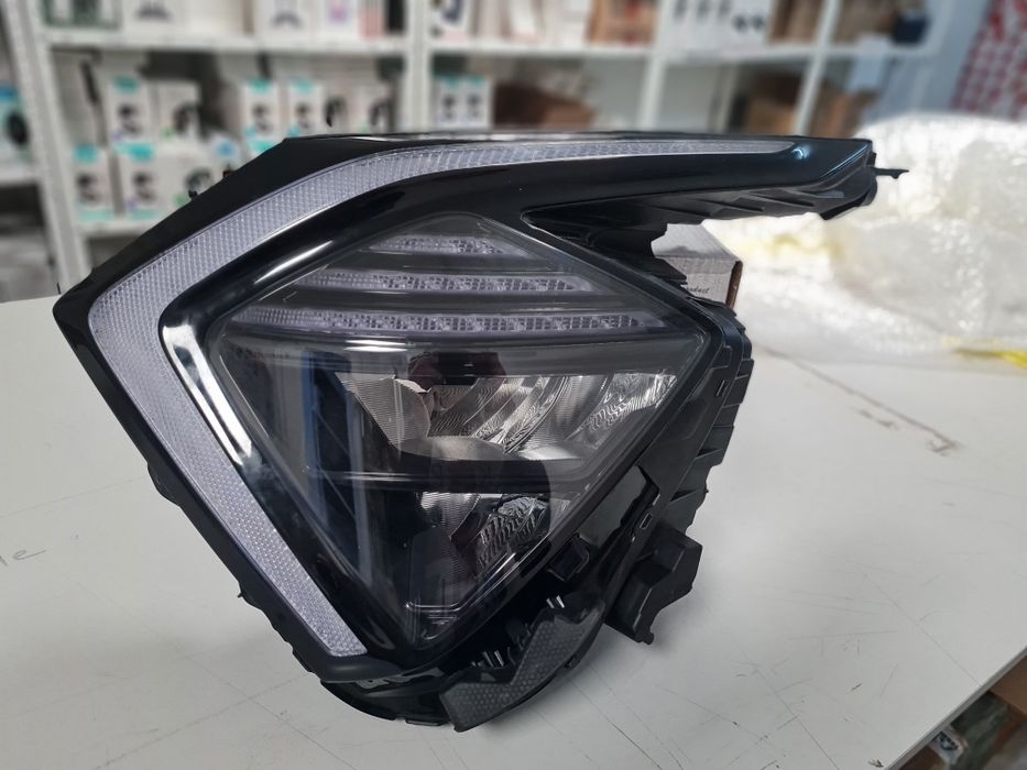 Ляв фар за Kia Sportage от 2022 до 2024