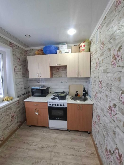 Продам 2 комнатную М.Маметова 19