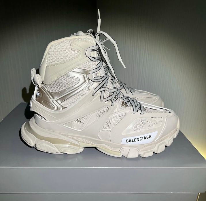 Balenciaga track high albi