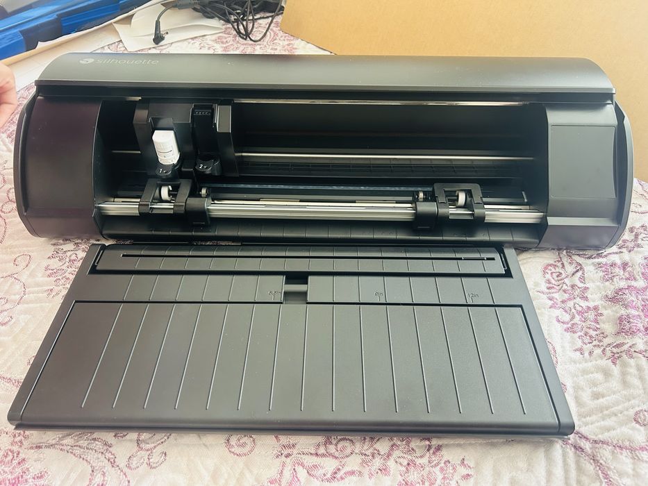 Плоттер аппараты сатылады