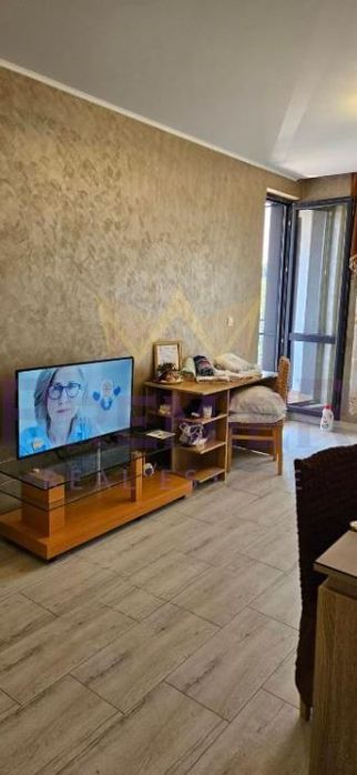 Дава се под наем Двустаен апартамент в Варна, Галата - 55 кв.м за 510 € - Снимка #4