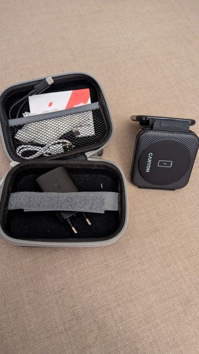 Безжично зарядно 3-в-1 Canyon WS-305