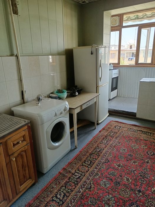 Сдается в аренду  двух комнатная на год и  дольше