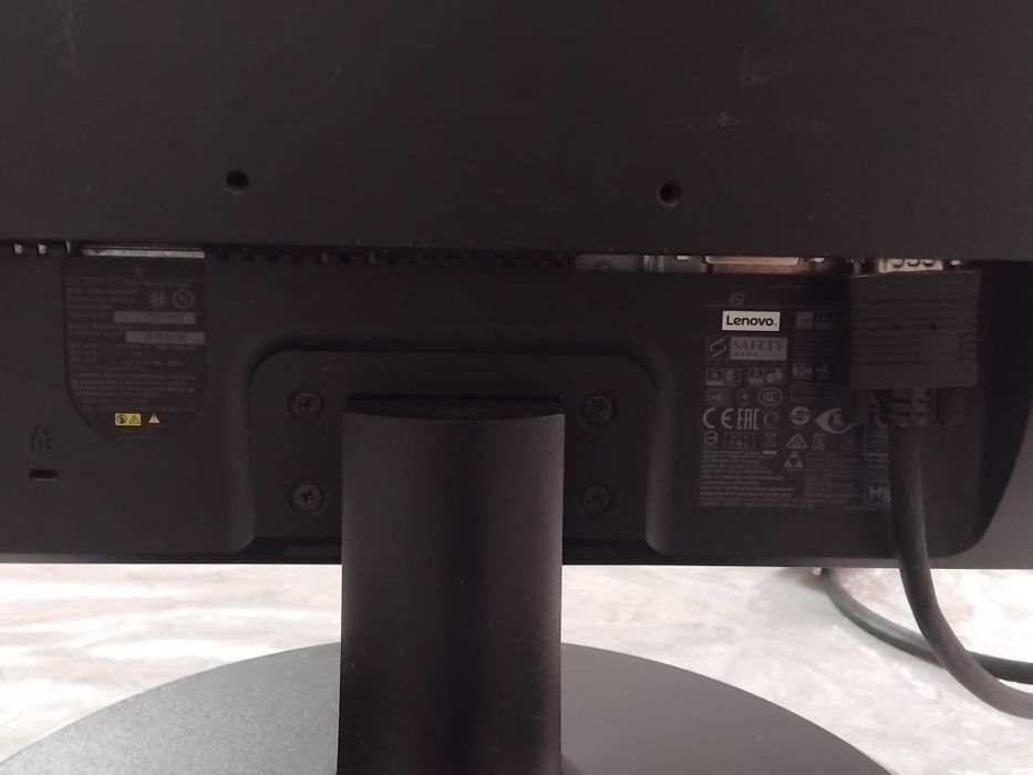 Lenovo.монйтор..