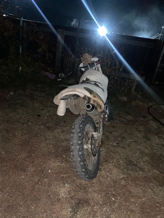 Продам эндуро 250