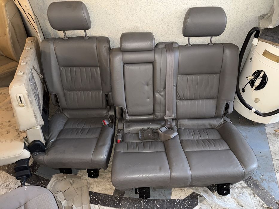 Задний ряд сидений Land Cruieser 100