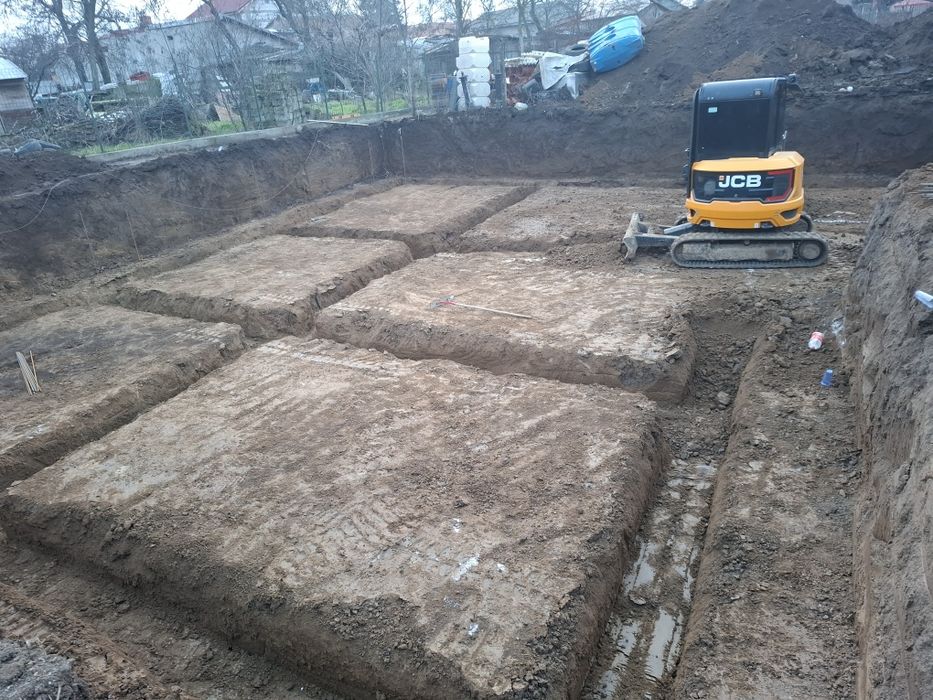 Buldoexcavator Nisip. Piatra. Pământ. Vegetal.inchiriem utilaje.