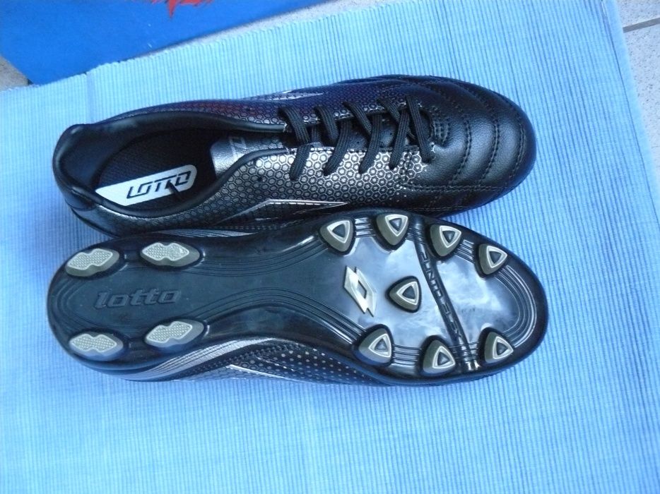 Ghete Fotbal Noi LOTTO SPIDER FGT Junior Originale,Pt Copii,Nr.38