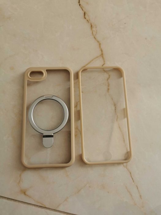 Кейсове за iPhone SE 2020