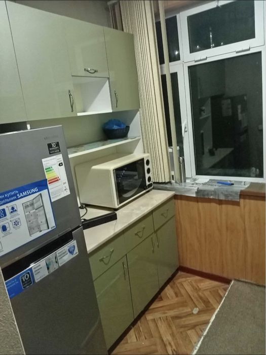 Сдается 2 комнатная квартира 300$