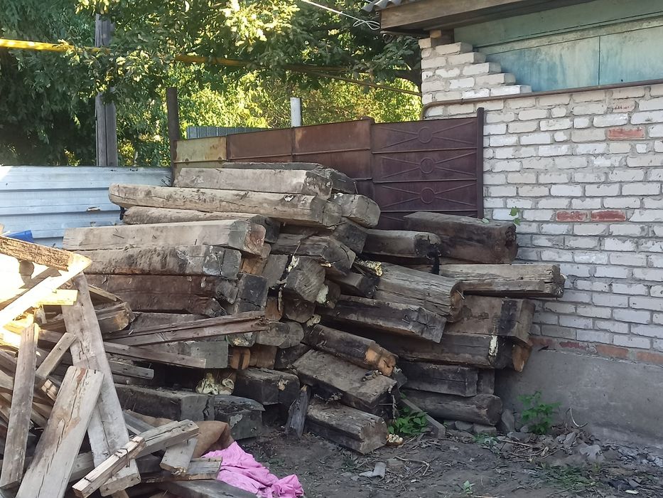Отдам шпалы деревянные