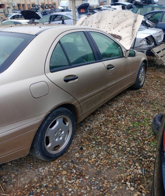 Turbosuflanta A6110960399 Mercedes-Benz C-Class W203