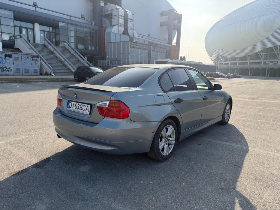 Vând BMW 320i benzina