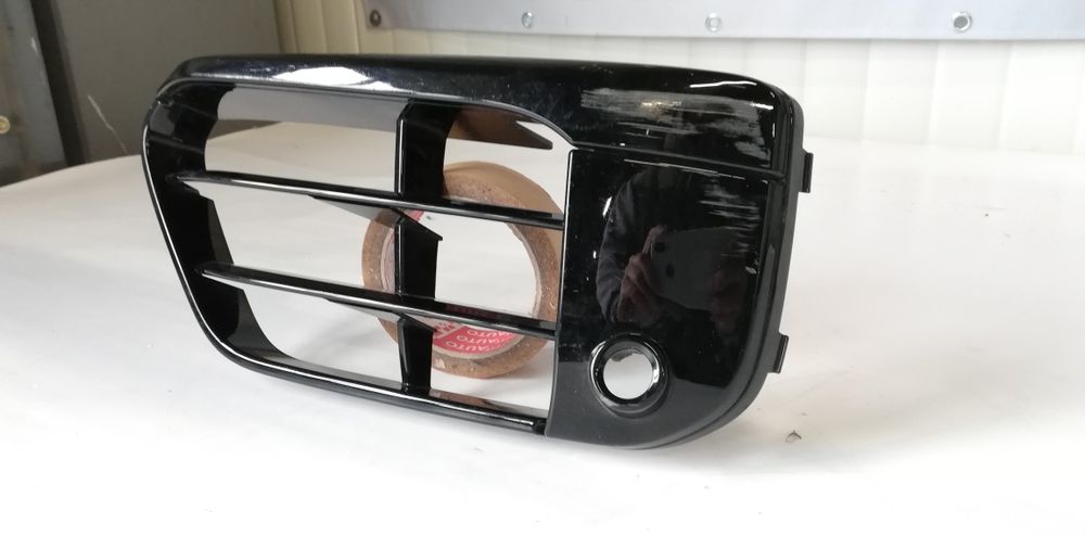 Лява решетка за предна броня BMW X1 F48