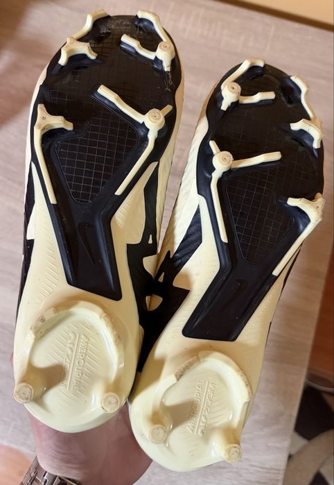 Crampoane Nike Mercurial