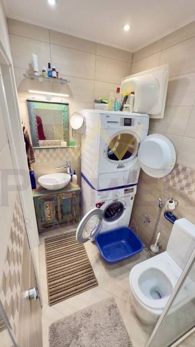 Продава се Тристаен апартамент в Бургас, Сарафово - 99 кв.м за 2061 €/кв.м - Снимка #7