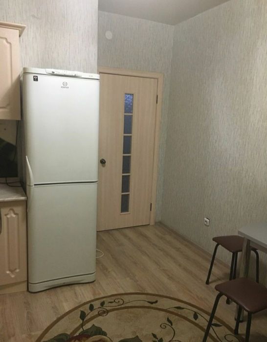 Три часа 5000 тенге. Абая