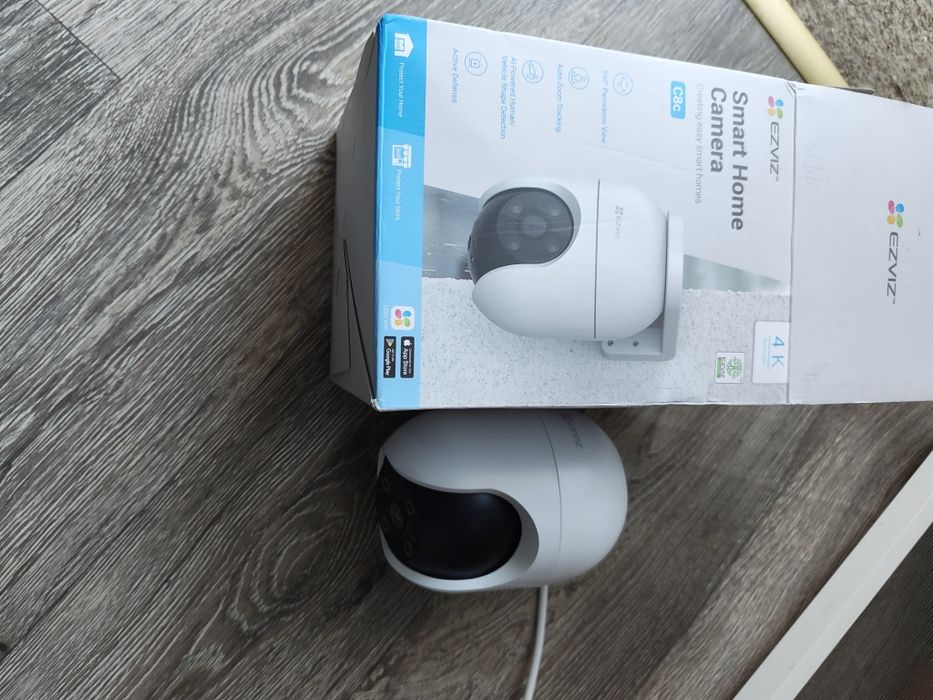 Външна охранителна камера EZVIZ C8C.