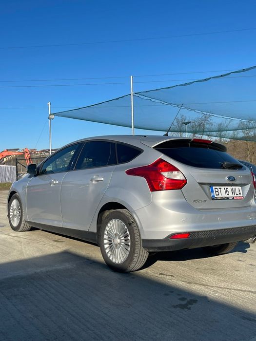 Ford  Focus  2014