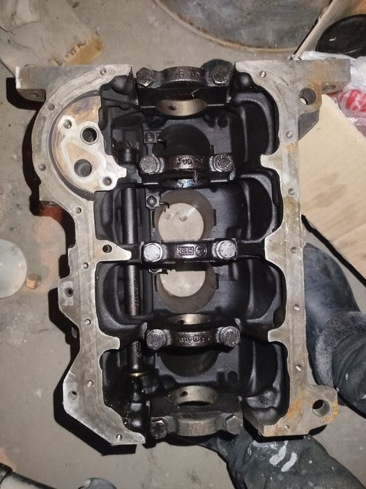 Блок цылиндров  ДВС