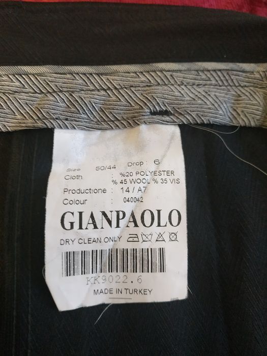 Отличный мужской костюм