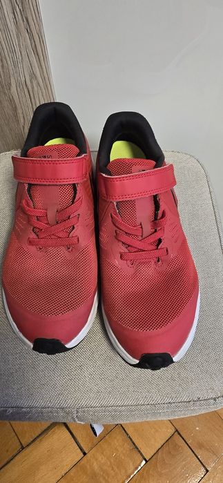 маратонки NIKE srat RUNNER