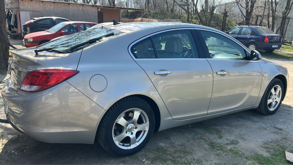Opel insignia 2.0 diesel an 2013