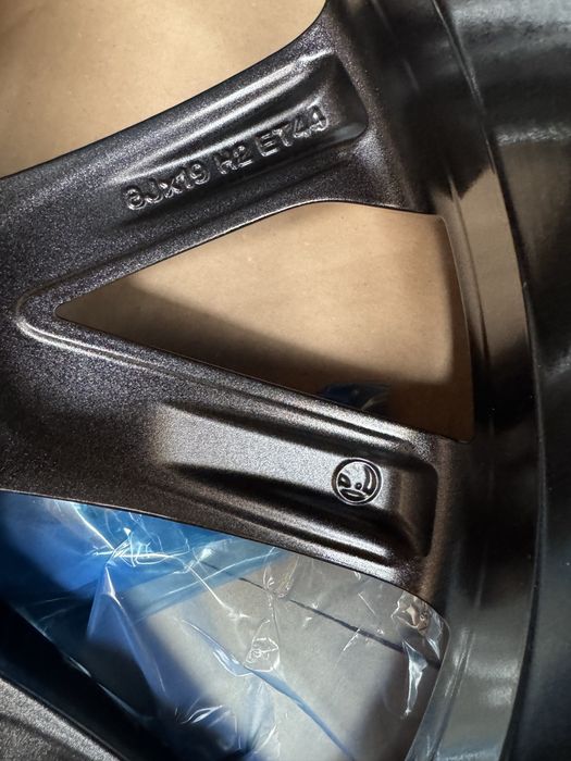 set trei jante 5x112 r19 skoda vega oem