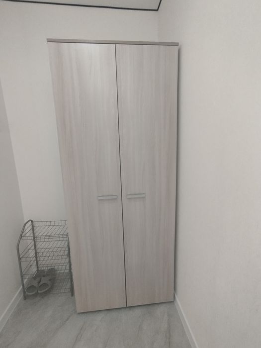 Продам шкаф не большой