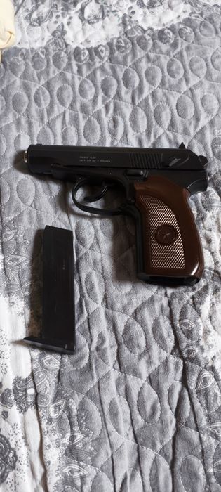 Продам Пистолет игрушка