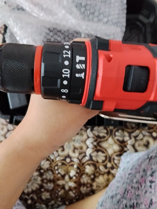 Новый фирменный шуруповёрт LIMAN